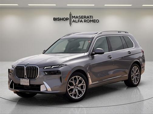 2025 BMW X7 xDrive40i