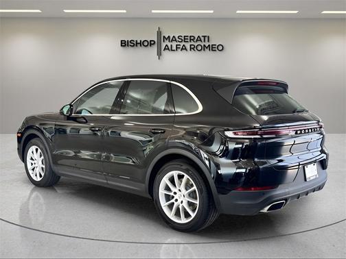 2024 Porsche Cayenne Base