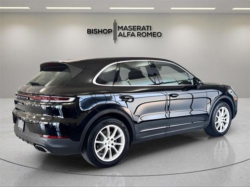 2024 Porsche Cayenne Base