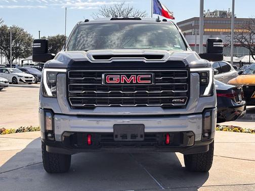 2024 GMC Sierra 2500 AT4