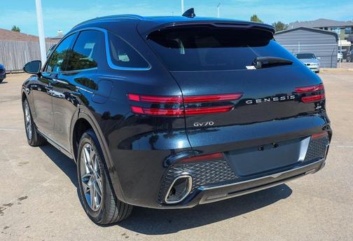 2025 Genesis GV70 2.5T
