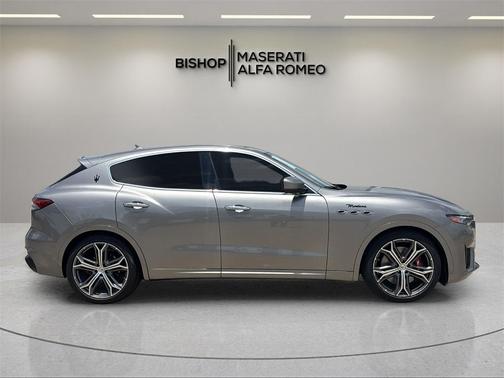 2022 Maserati Levante Modena