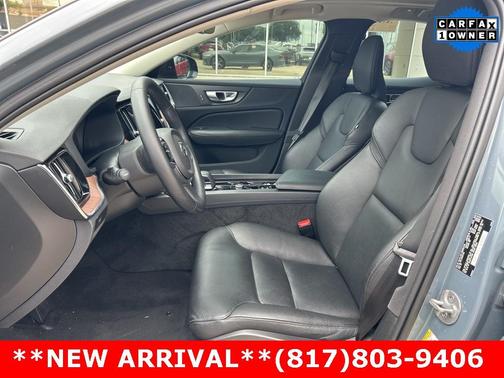 2024 Volvo S60 B5 Plus Dark Theme