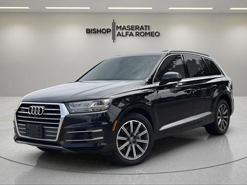 Orca Black Metallic 2018 Audi Q7 3.0T Prestige