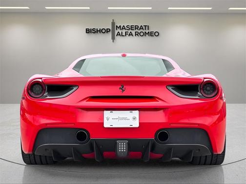 2016 Ferrari 488 GTB Base