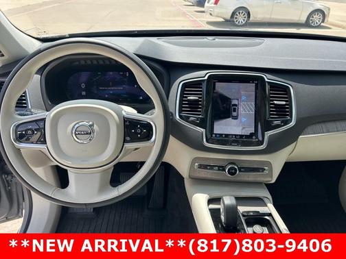 2024 Volvo XC90 B6 Plus Bright Theme 7-Seater