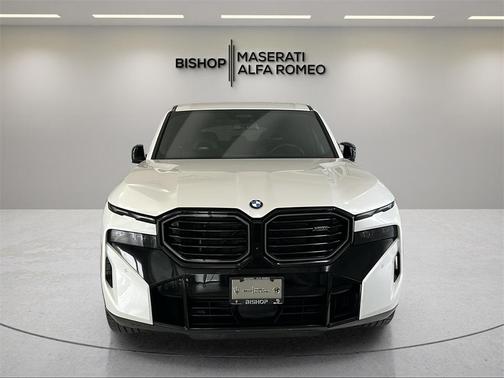 2024 BMW XM Base