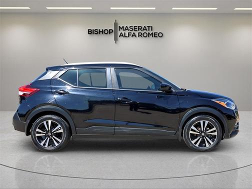 2018 Nissan Kicks SV