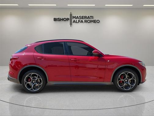 2022 Alfa Romeo Stelvio Ti