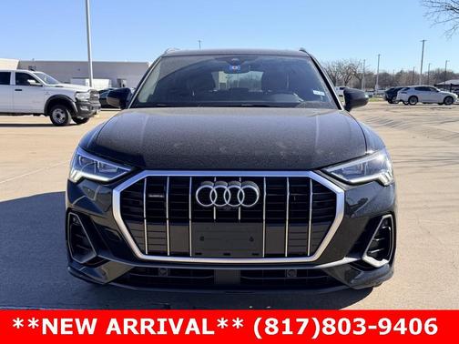 2022 Audi Q3 45 S line Premium