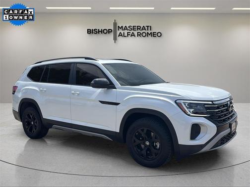 2024 Volkswagen Atlas 2.0T Peak Edition SEL