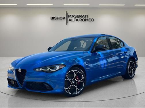 Misano Blue Metallic 2024 Alfa Romeo Giulia Veloce