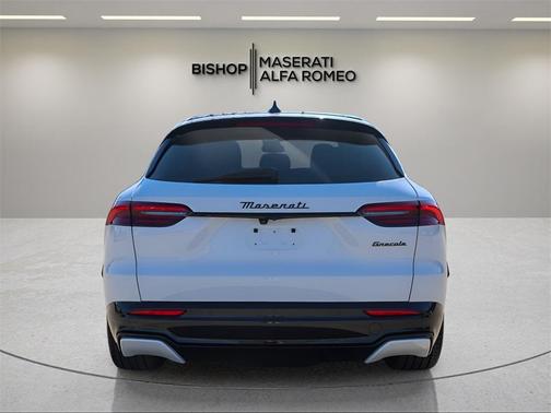 2025 Maserati Grecale Folgore Base