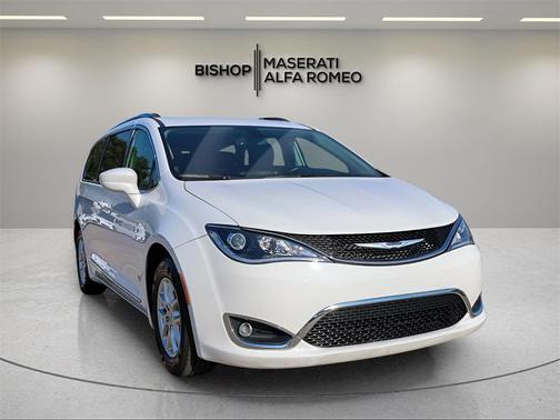 2020 Chrysler Pacifica Touring-L