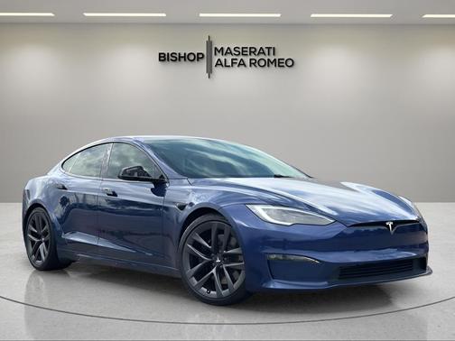 2022 Tesla Model S Base