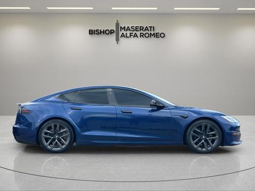 2022 Tesla Model S Base