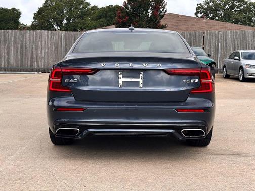 Denim Blue Metallic 2019 Volvo S60 T6 R-Design