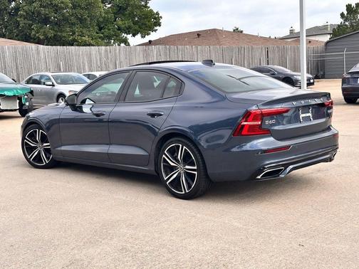 Denim Blue Metallic 2019 Volvo S60 T6 R-Design