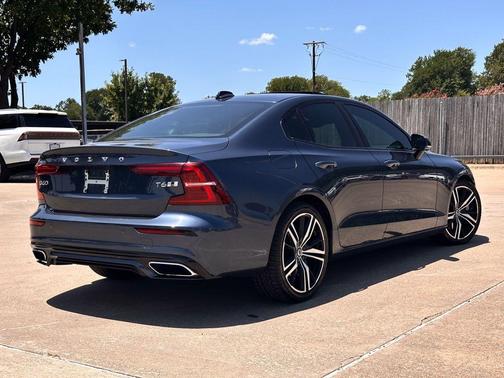 Denim Blue Metallic 2019 Volvo S60 T6 R-Design