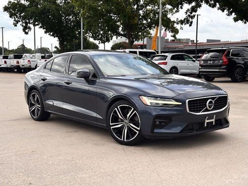 Denim Blue Metallic 2019 Volvo S60 T6 R-Design