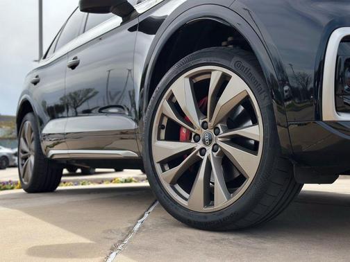 2025 Audi SQ5 3.0T Premium Plus