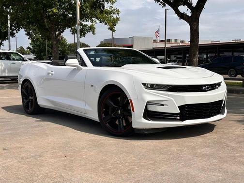 Summit White 2023 Chevrolet Camaro 2SS