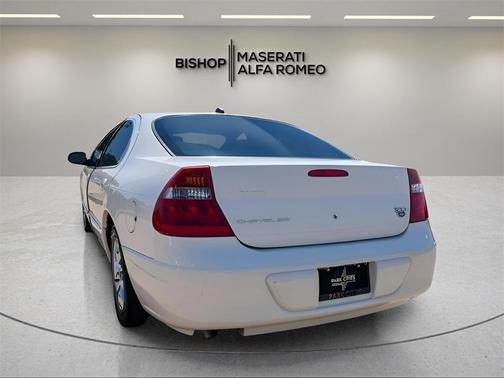 2004 Chrysler 300M Base