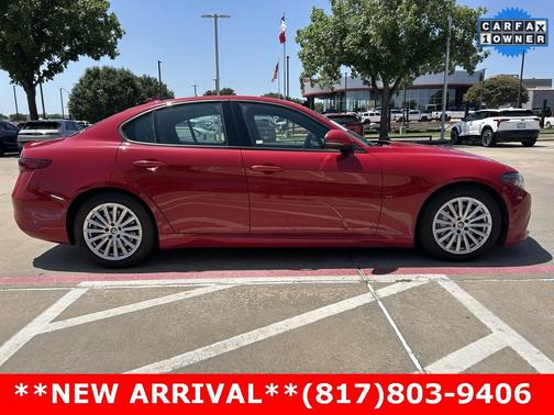 2023 Alfa Romeo Giulia Base