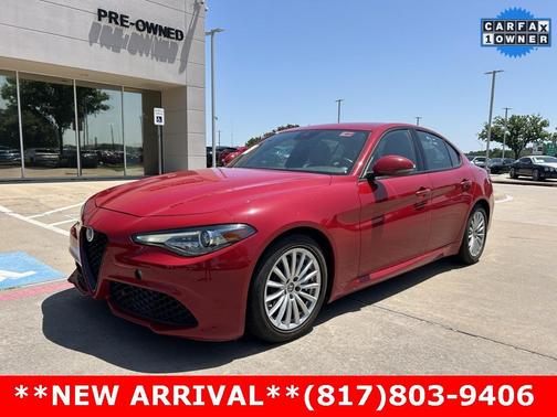 2023 Alfa Romeo Giulia Base