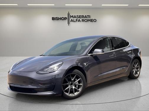 Gray 2020 Tesla Model 3 Standard Range Plus
