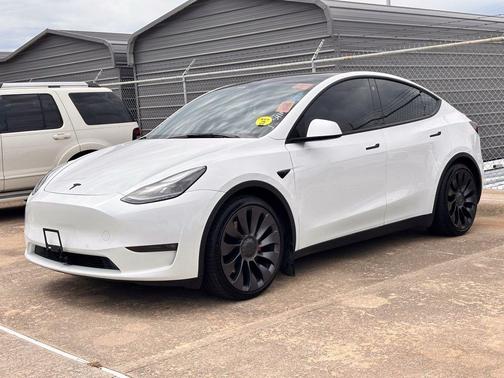 White 2022 Tesla Model Y Performance