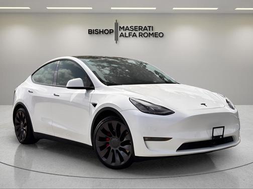 White 2022 Tesla Model Y Performance