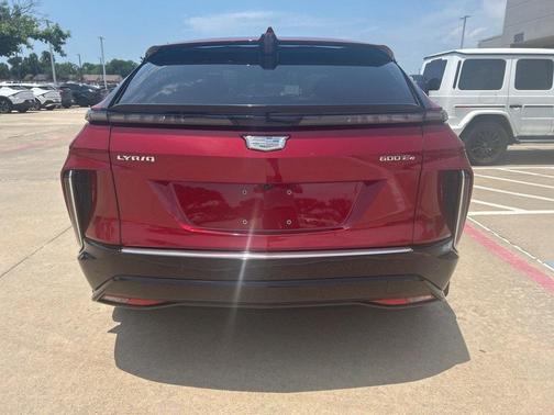2024 Cadillac LYRIQ Luxury