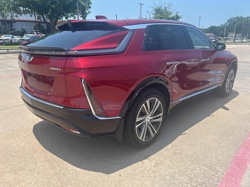 2024 Cadillac LYRIQ Luxury