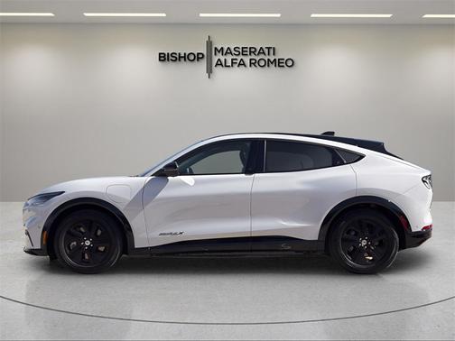 2021 Ford Mustang Mach-E California Route 1