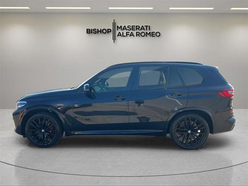 2022 BMW X5 M50i