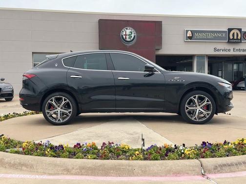 2023 Maserati Levante GT