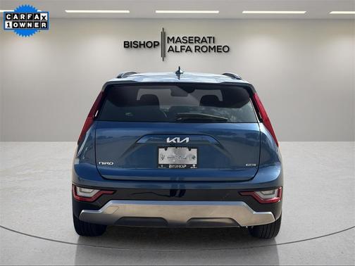 2024 Kia Niro Plug-In Hybrid SX Touring