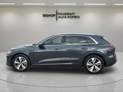 2024 Audi Q8 e-tron Premium