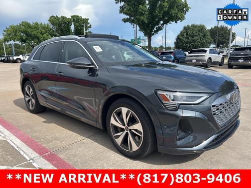 2024 Audi Q8 e-tron Premium