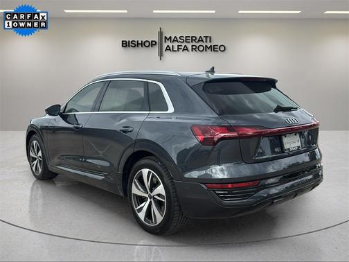 2024 Audi Q8 e-tron Premium