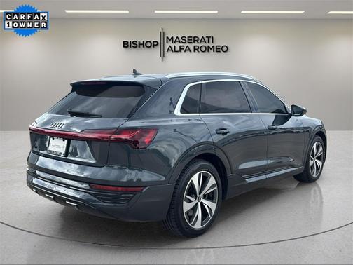 2024 Audi Q8 e-tron Premium