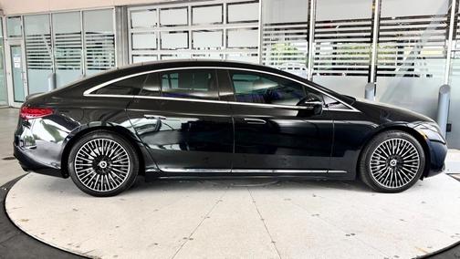 2022 Mercedes-Benz EQS 580 Base 4MATIC