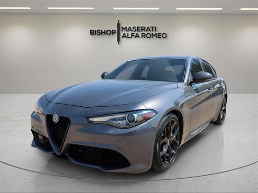 2020 Alfa Romeo Giulia Base