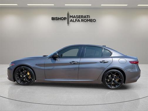 2020 Alfa Romeo Giulia Base