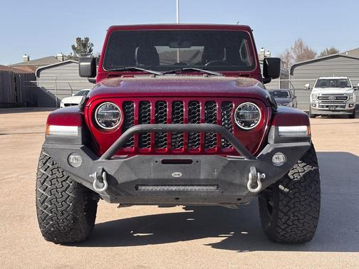 2022 Jeep Gladiator Sport
