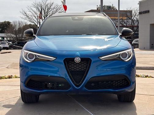 2022 Alfa Romeo Stelvio Veloce