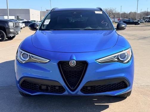2022 Alfa Romeo Stelvio Veloce