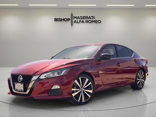 2022 Nissan Altima 2.5 SR