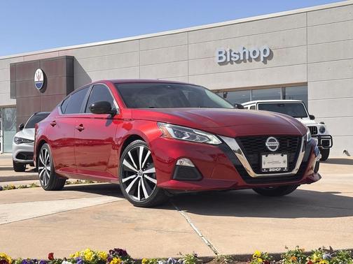 2022 Nissan Altima 2.5 SR